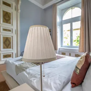 Otel Andrassy Thai