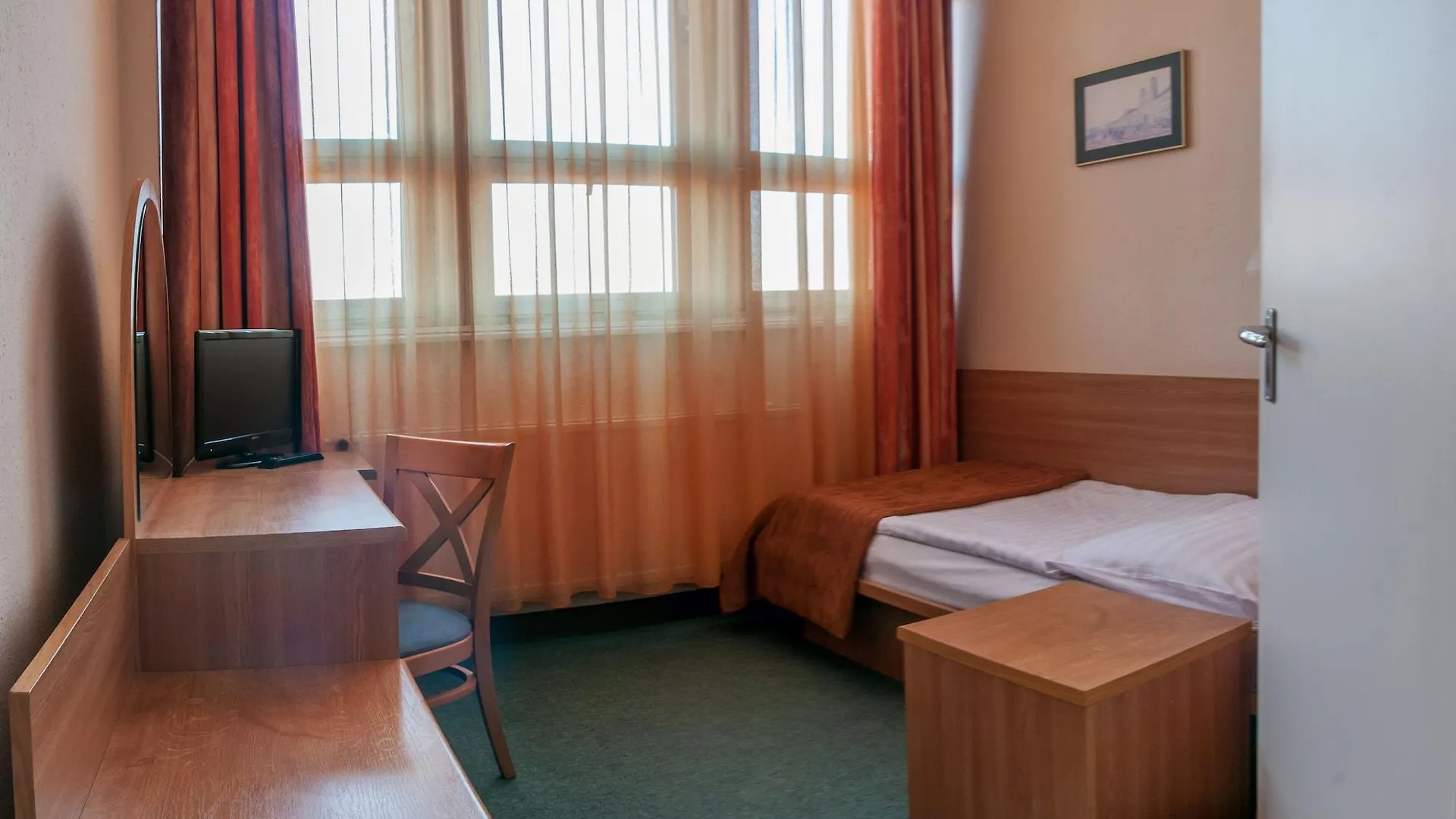 Hotel Eben Budapeszt 3*,